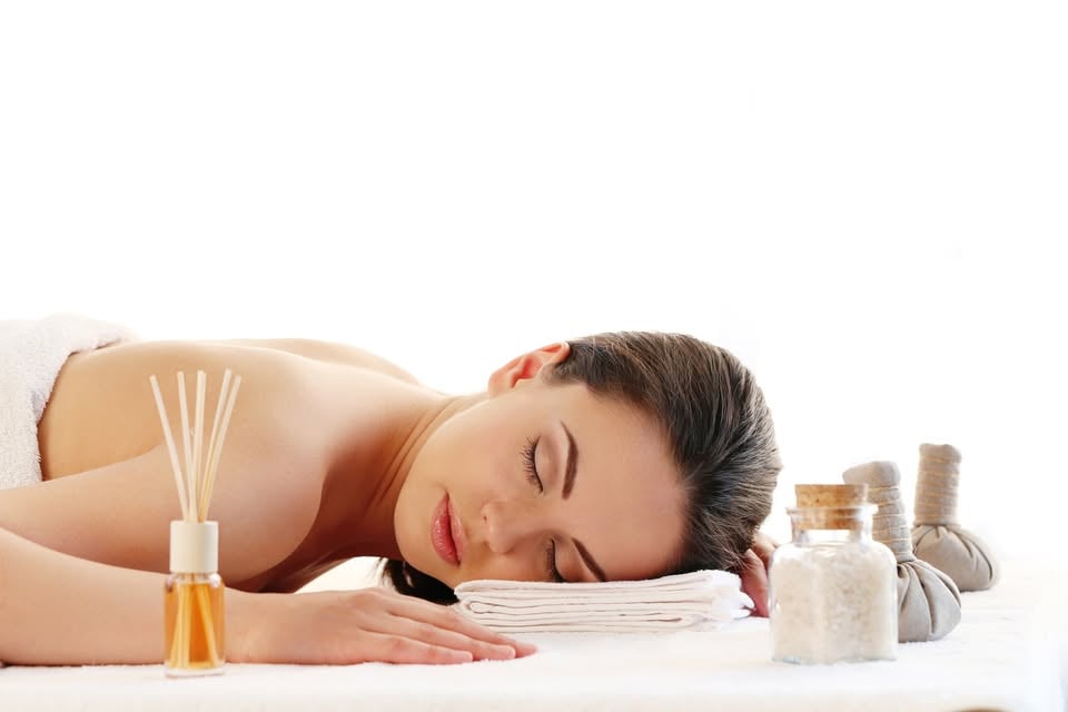 Unwind Side by Side: Rejuvenating Couples Massage 5