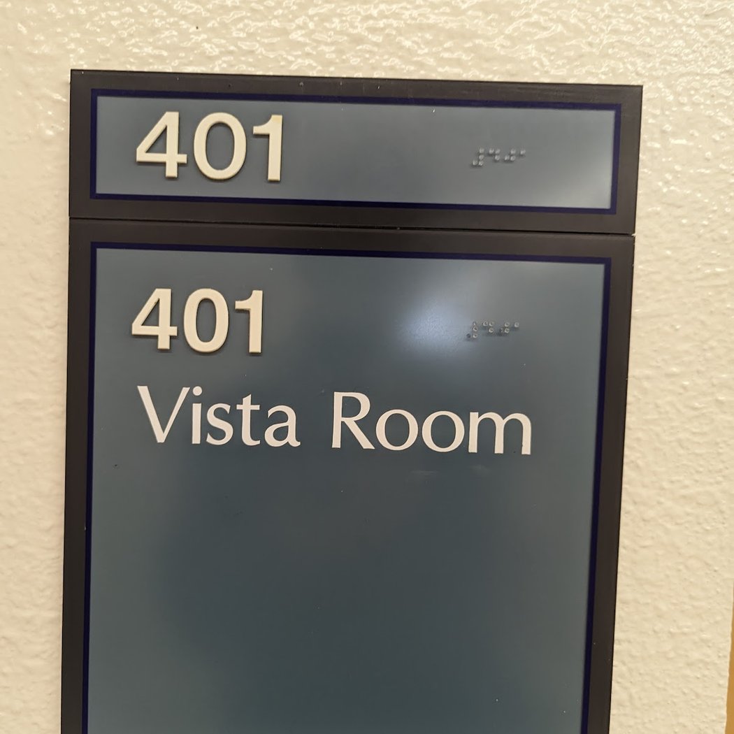 The Vista Room 3