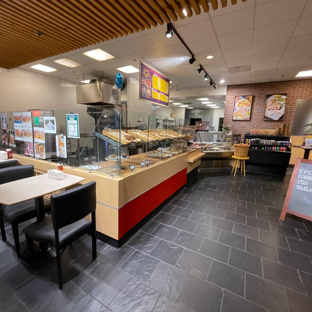 Mazeh sandwich and cafe 3