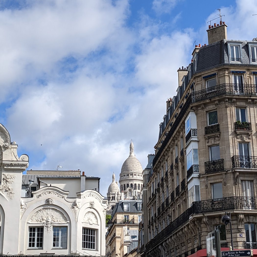 Square d'Anvers Relaxation 3