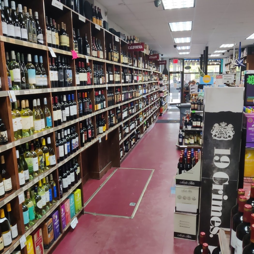 Lieutenant Spirits Wine & Liquor 3