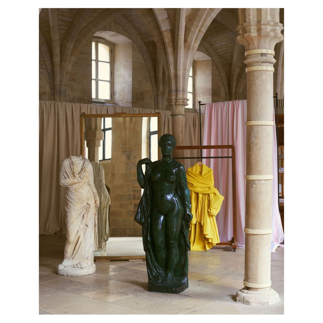 Exposition commissariée par Simon Porte Jacquemus 1