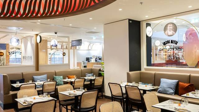 The Crossing | Indian Restaurant 3