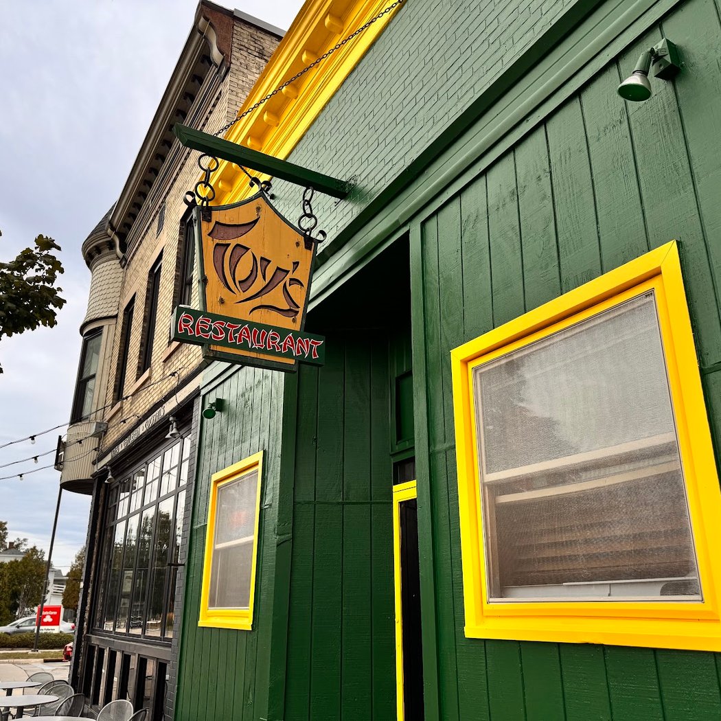 Toy’s Restaurant 2