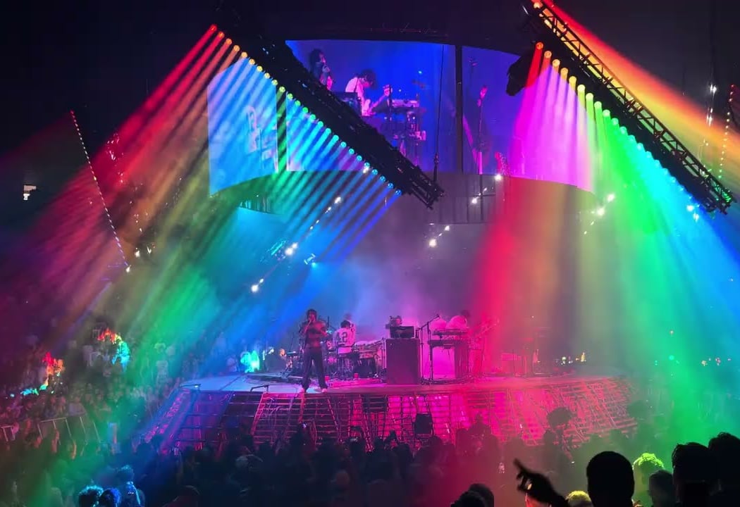Tame Impala: The Deadbeat Tour 3