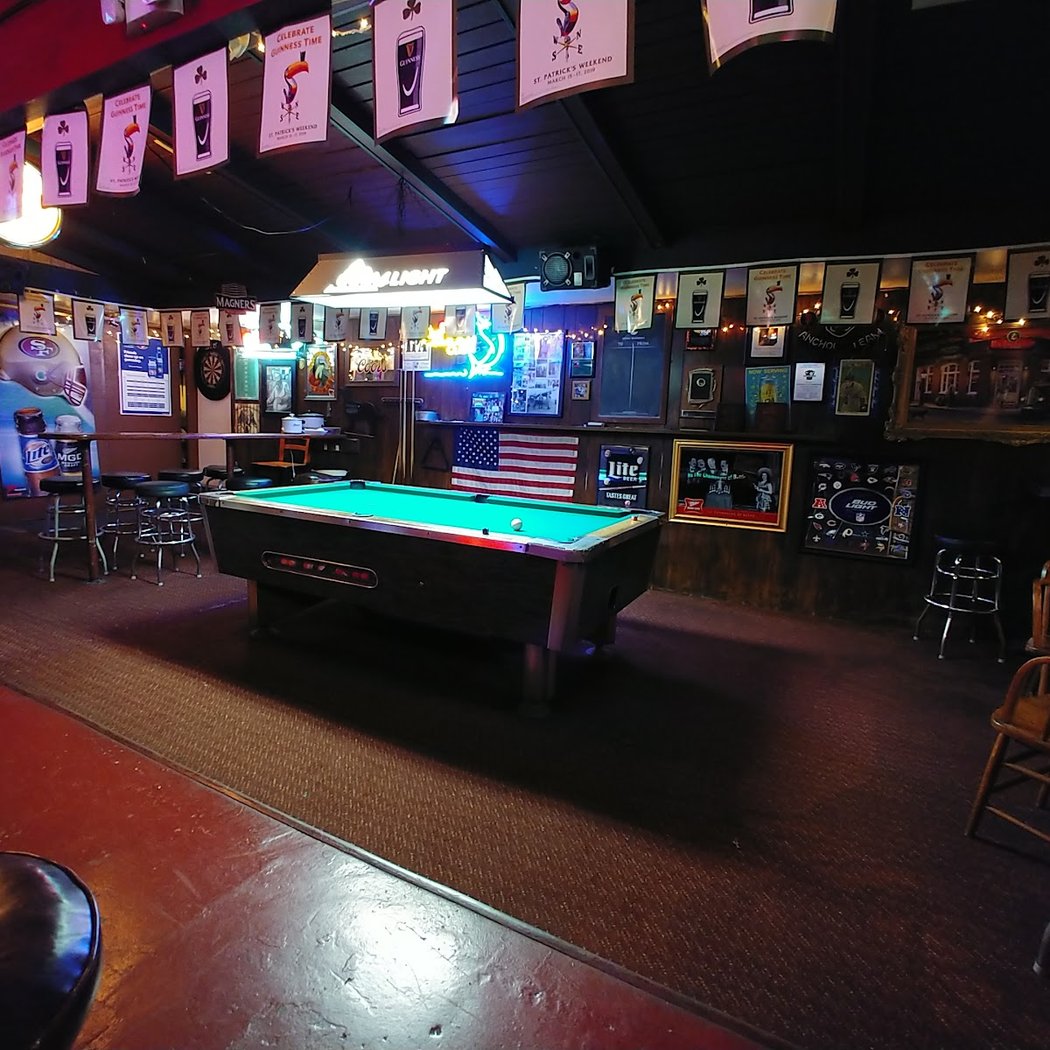 Grandma's Saloon 3
