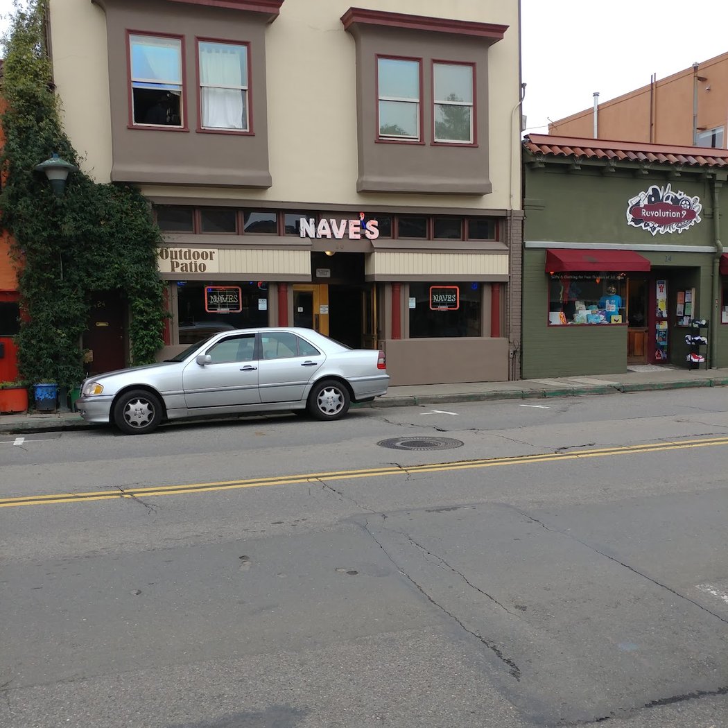 Nave's Bar & Grill 2