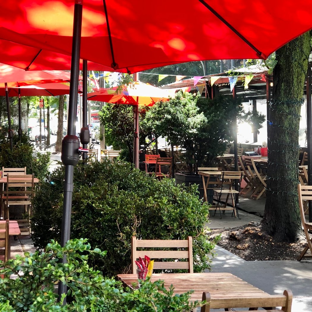 Kenn's Broome Street Bar 4