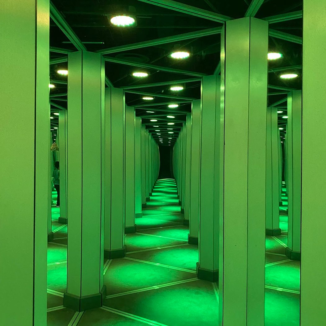 Mirror Maze 2