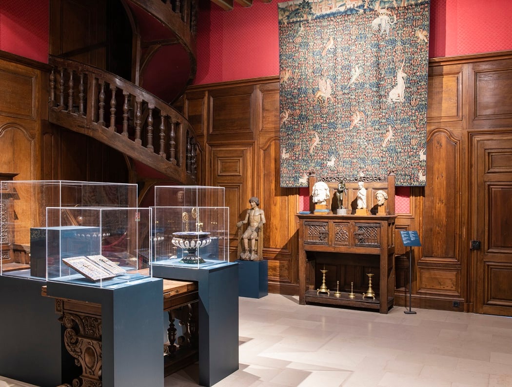Castle Museum of Villevêque 3