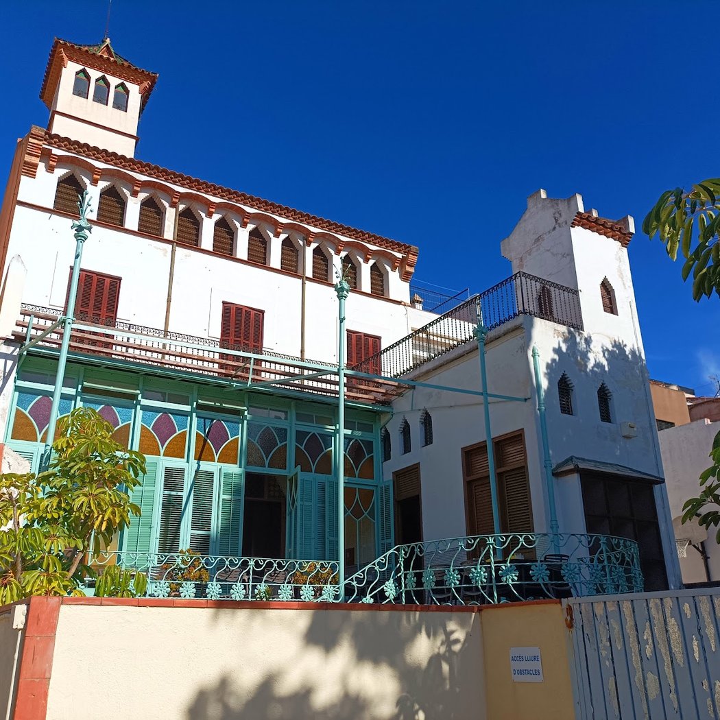 Casa Coll i Regàs 1