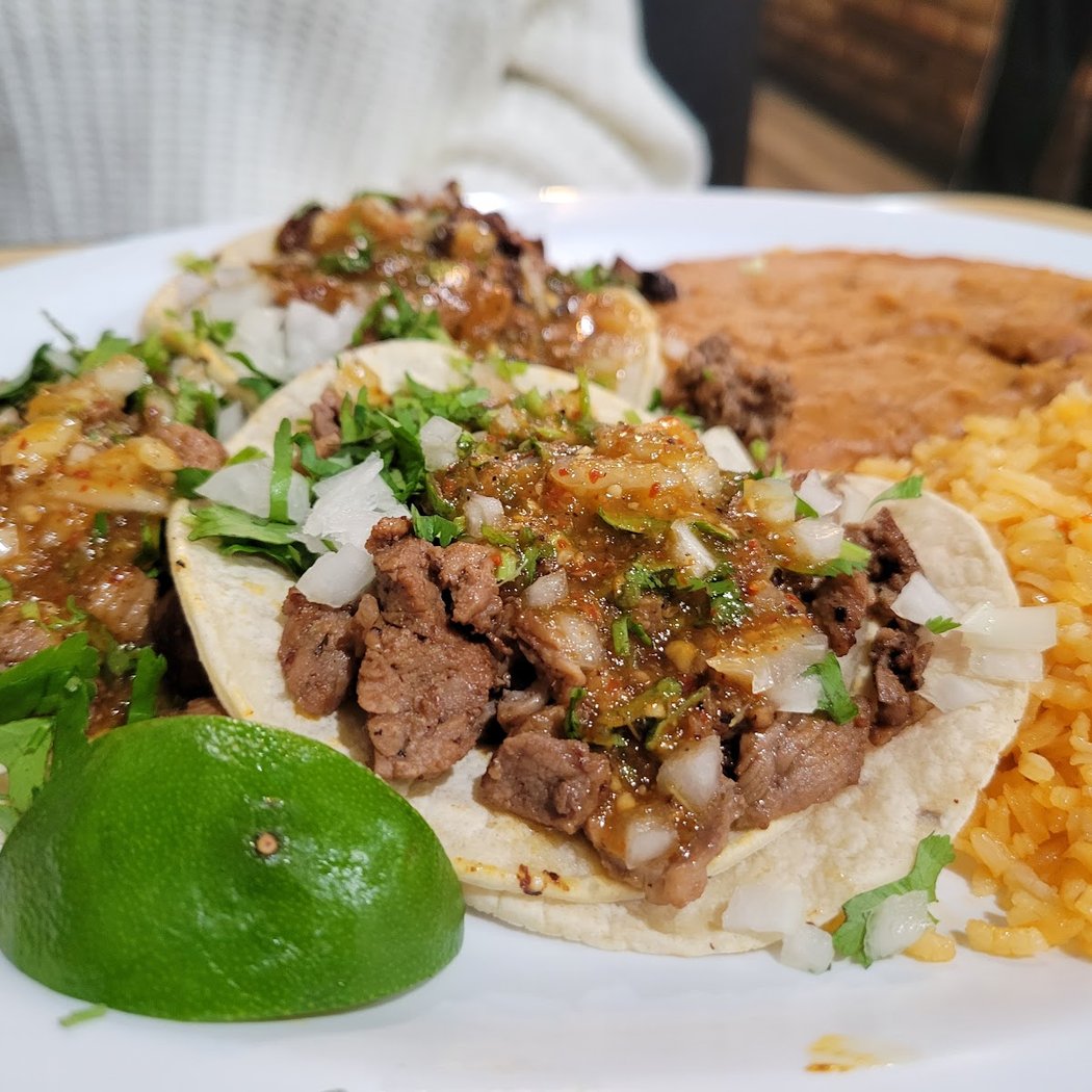 Taqueria Mar y Tierra 1