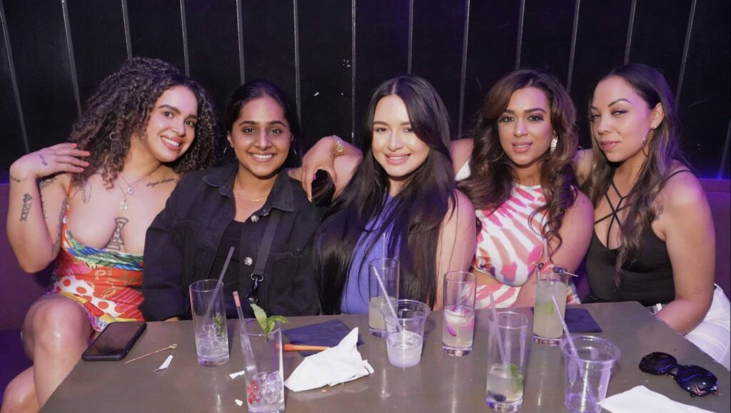 Doha Bar Lounge - Brunch, Bar & Restaurant 2