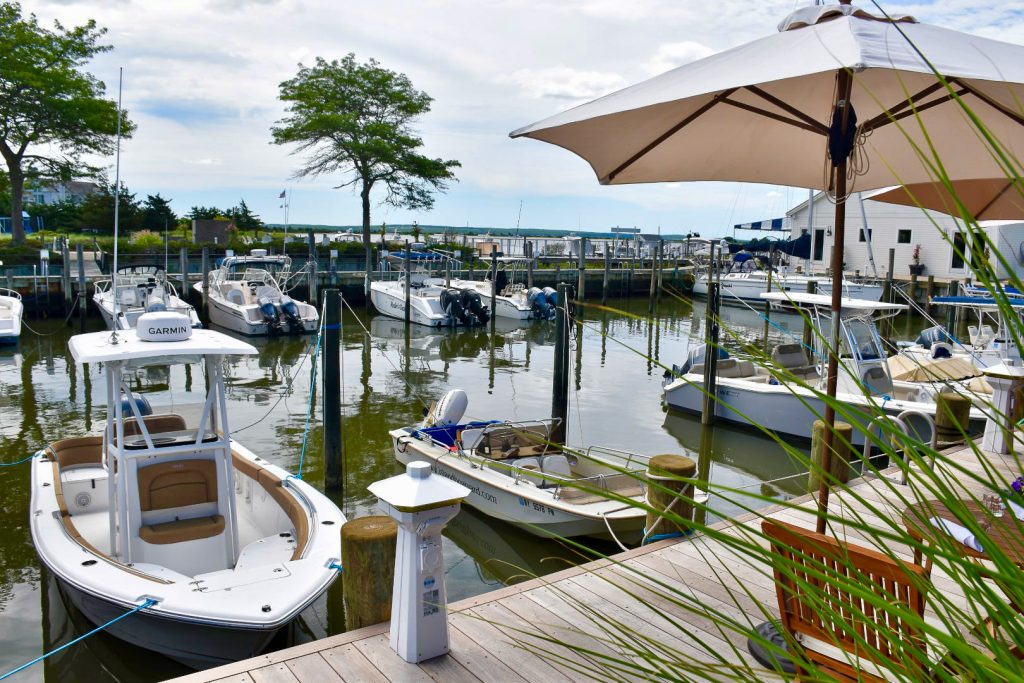 SALT Waterfront Bar & Grill 2