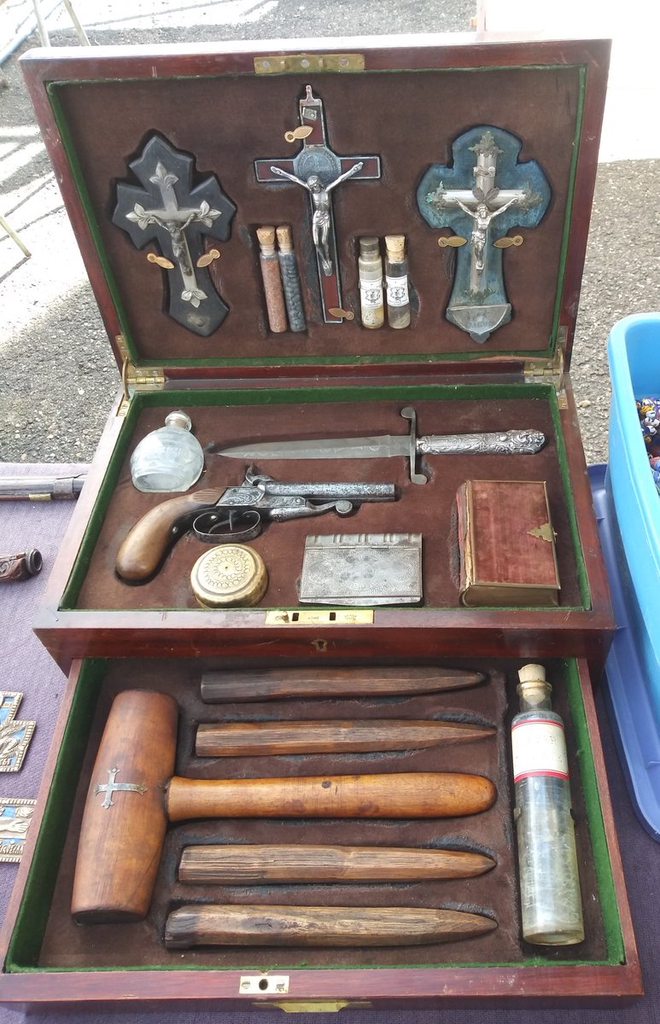 Vampire Yard Sale 3