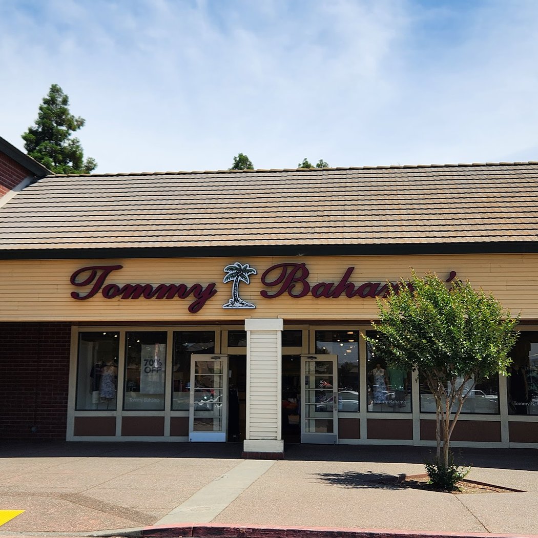 Tommy Bahama Outlet 2