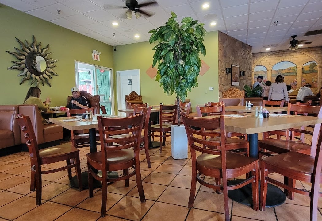 Las Cazuelas Restaurant 3