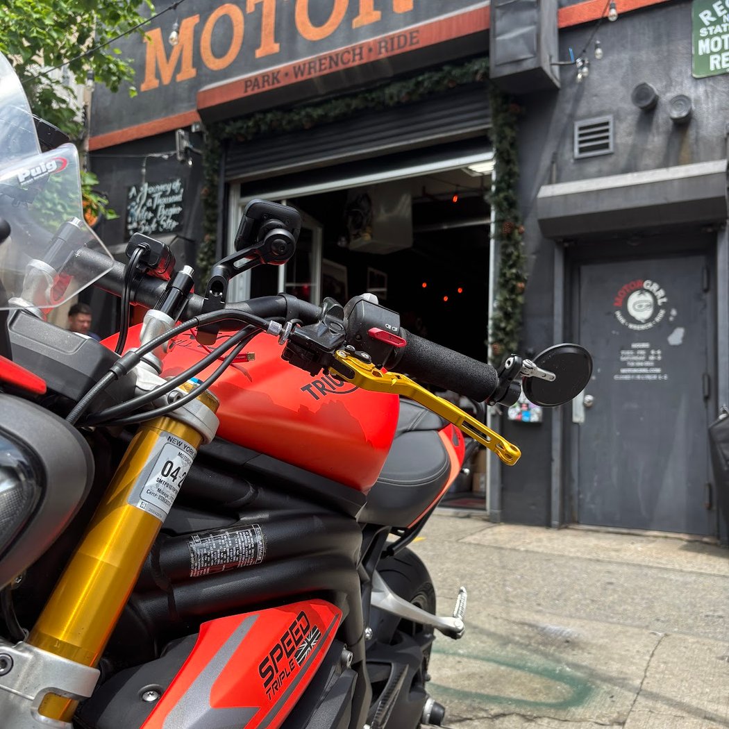 MotorGrrl 1