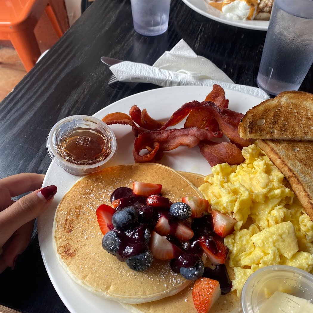 Paula's Cafe 3