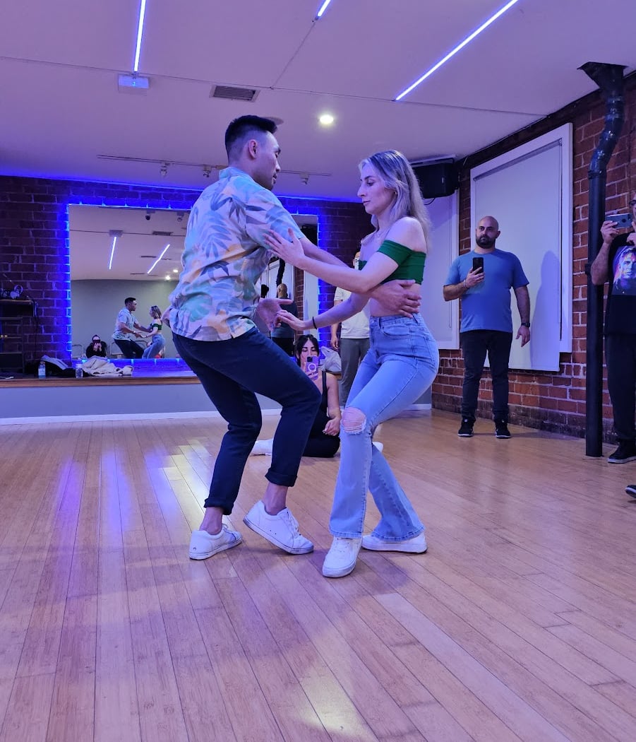 Bachazouk Tilted Turns Masterclass with Jonny & Sami 1