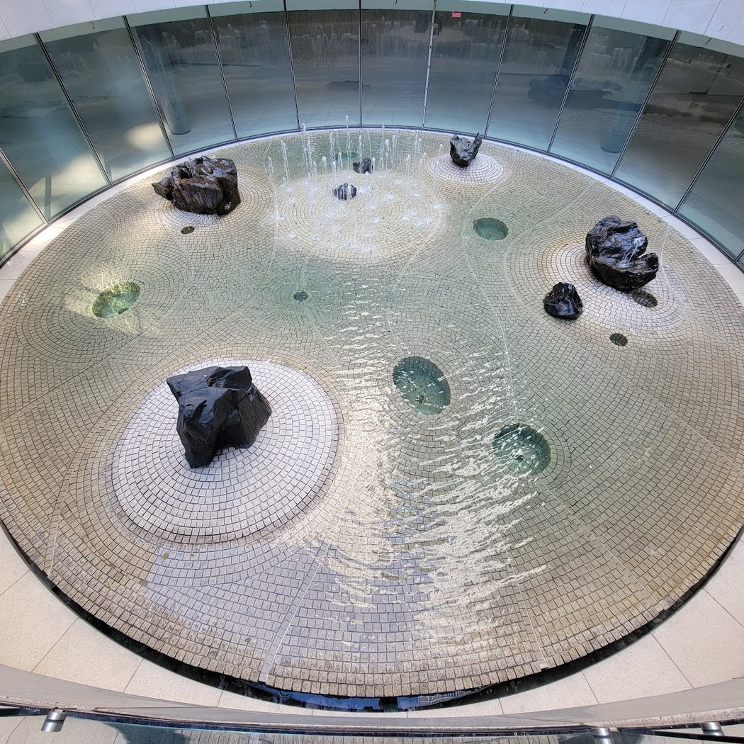 Sunken Garden by Isamu Noguchi 1