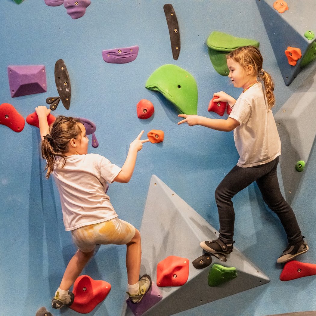 Arc'teryx Free Climb Friday 1