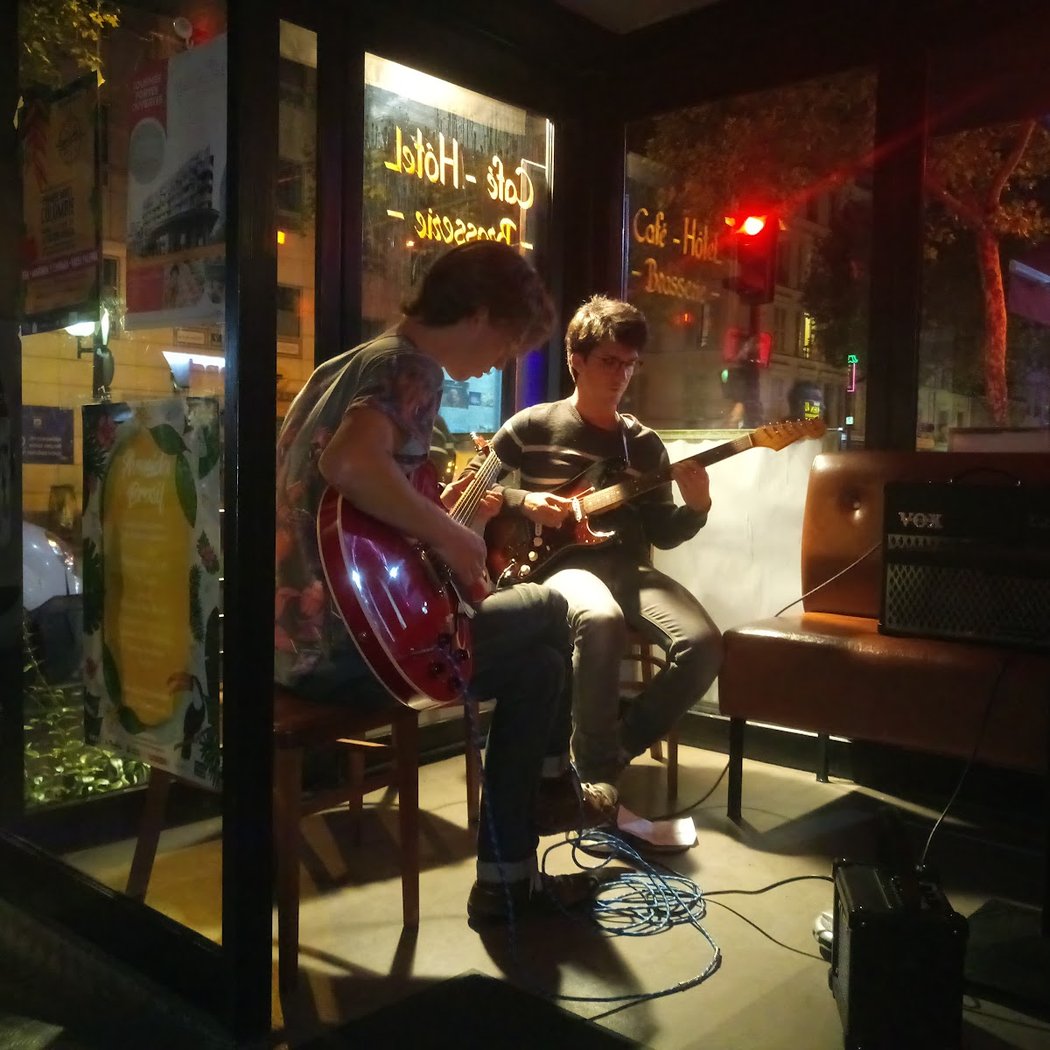 Le Petit Bistrot 2