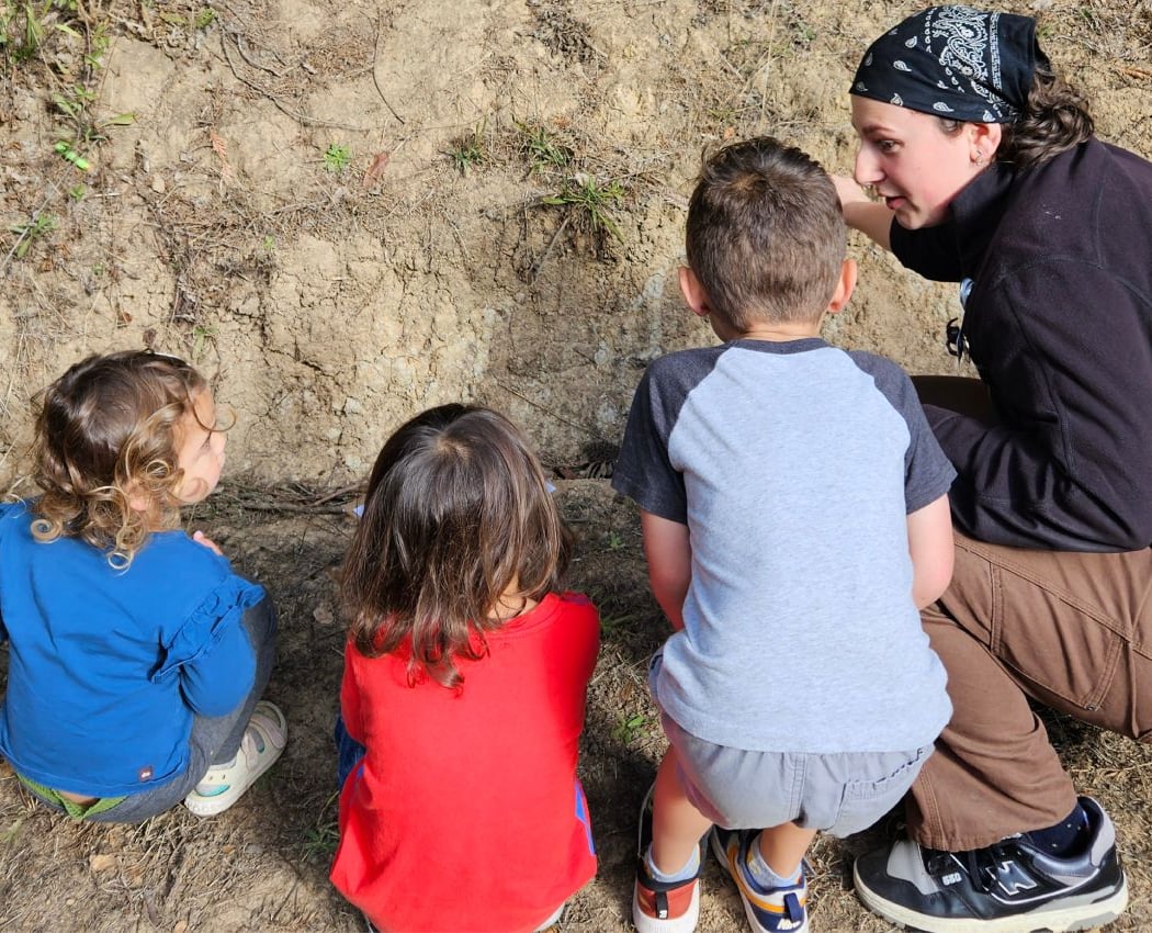 Family Nature Adventures: Mother’s Day Tea Party & Flowers Workshop 1