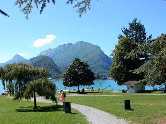 Plage de Menthon Saint Bernard 1