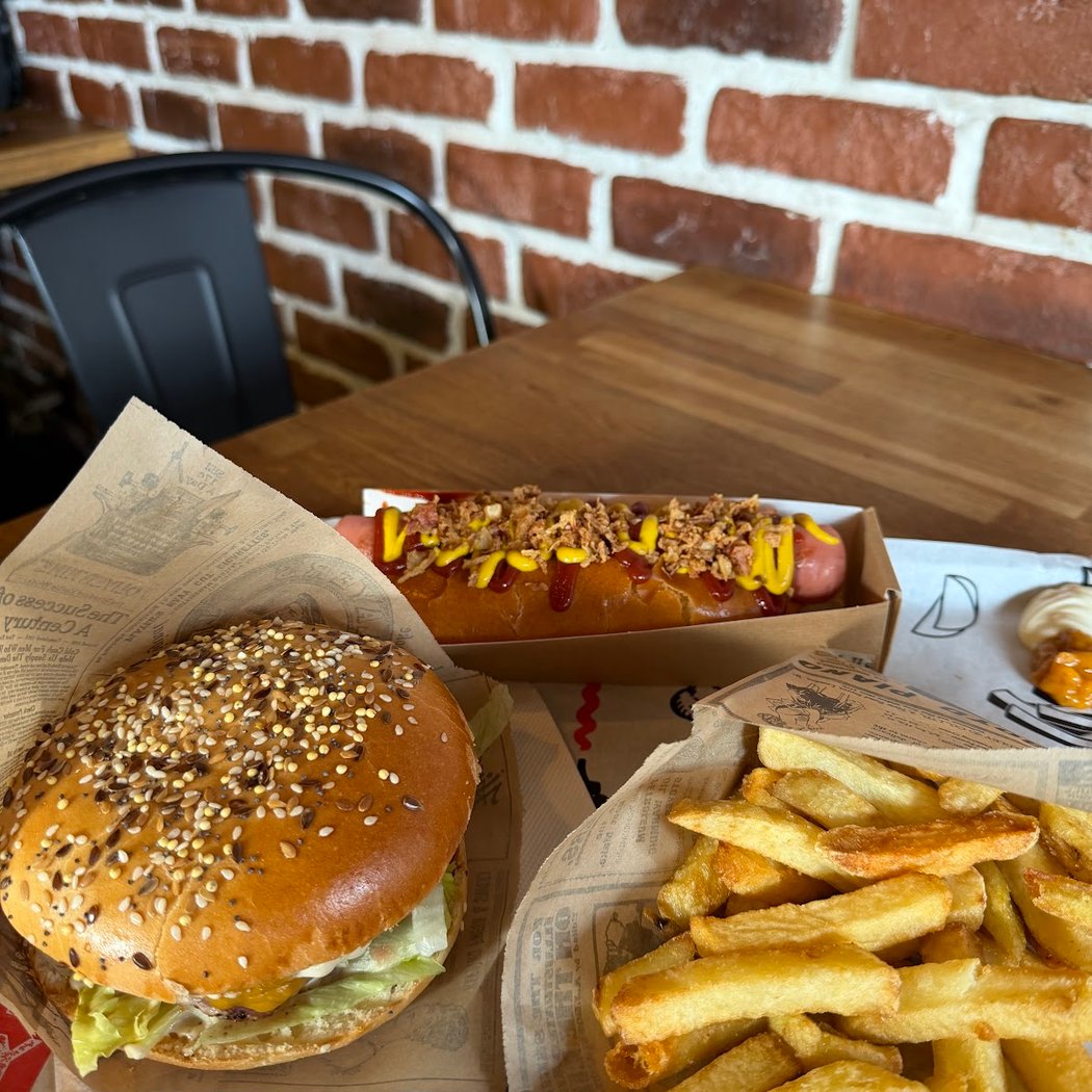 Corner Burger 3
