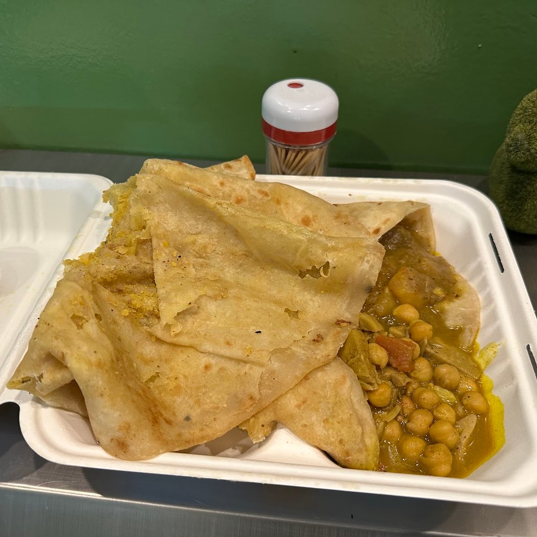 Moss Vegan Bistro 3