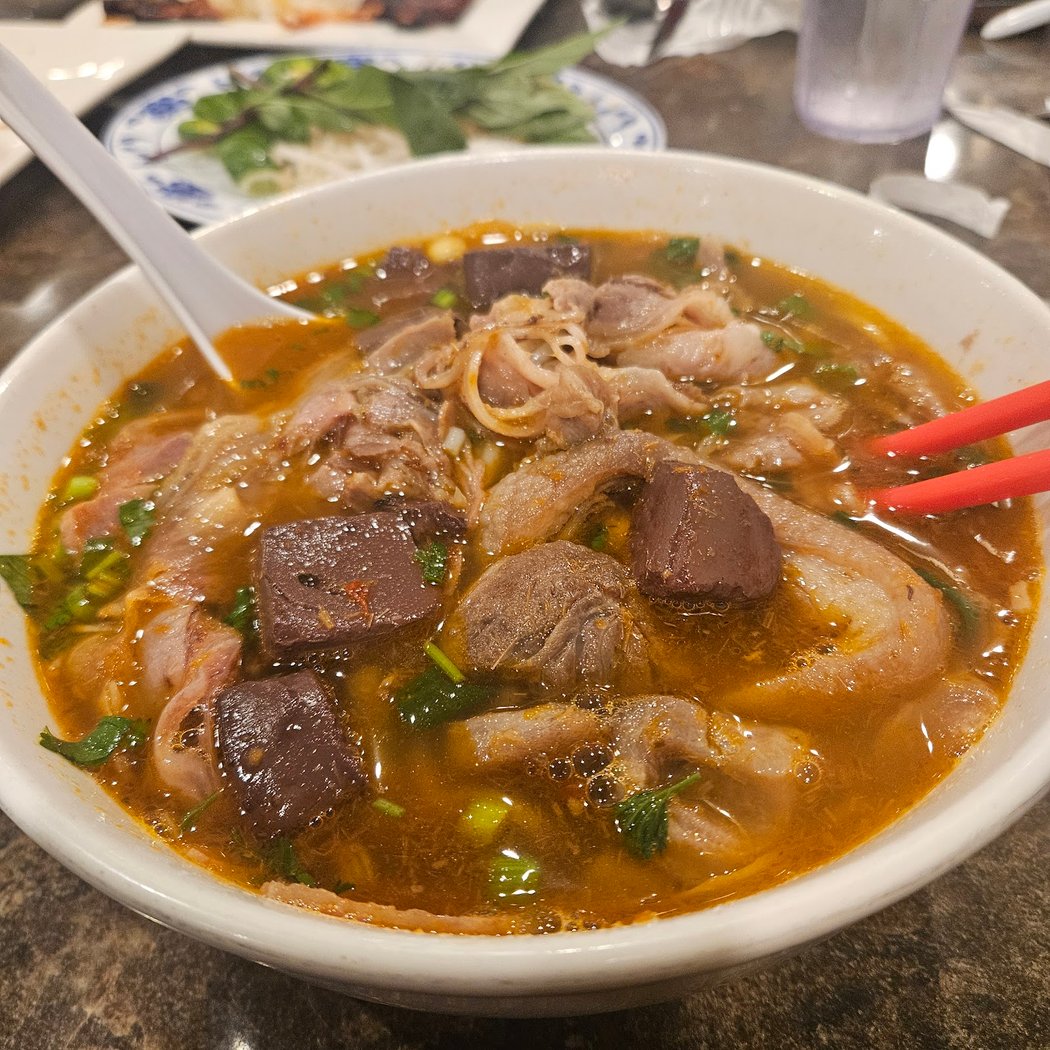 Pho Vietnam Restaurant 1