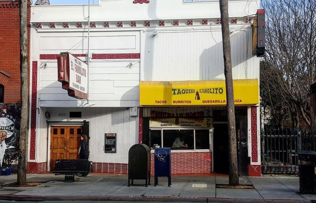 El Farolito Bar 3