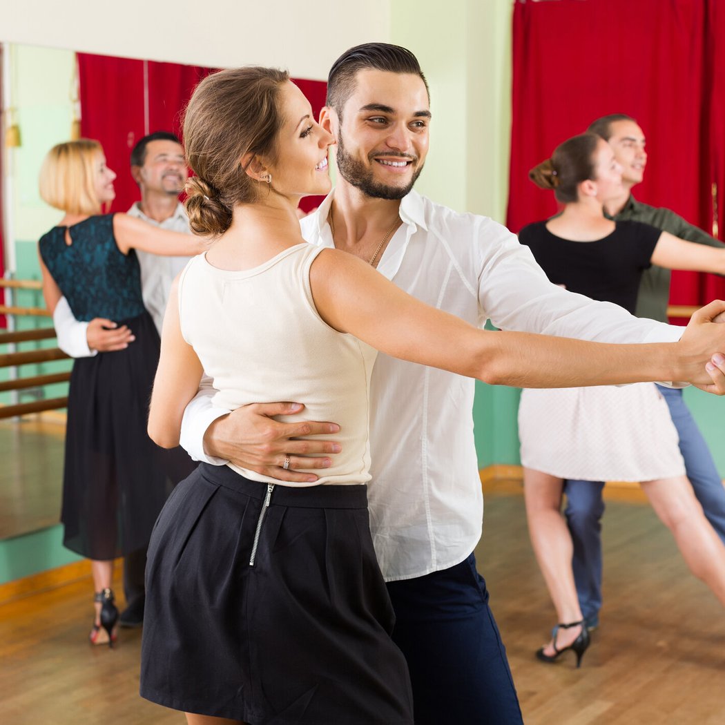 Ballroom Dancing Beginners Instruction 2