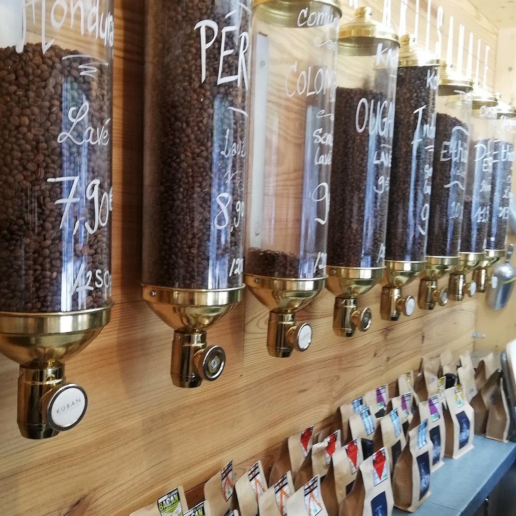 CAFÉ CORTO - LE KIOSQUE COFFEE SHOP 3