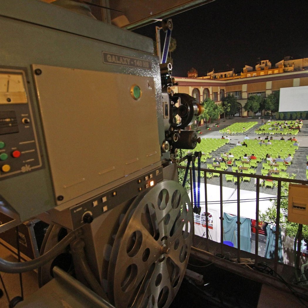 El Cine 1