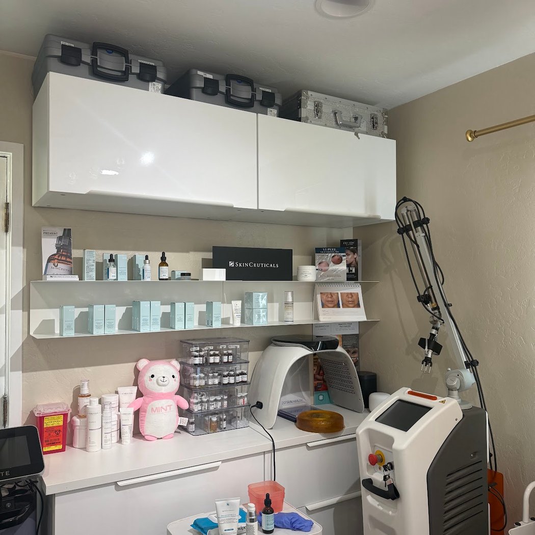 RejuveenMD Liposculpture 2