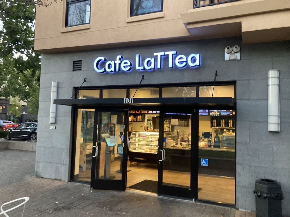 Café LaTTea 2