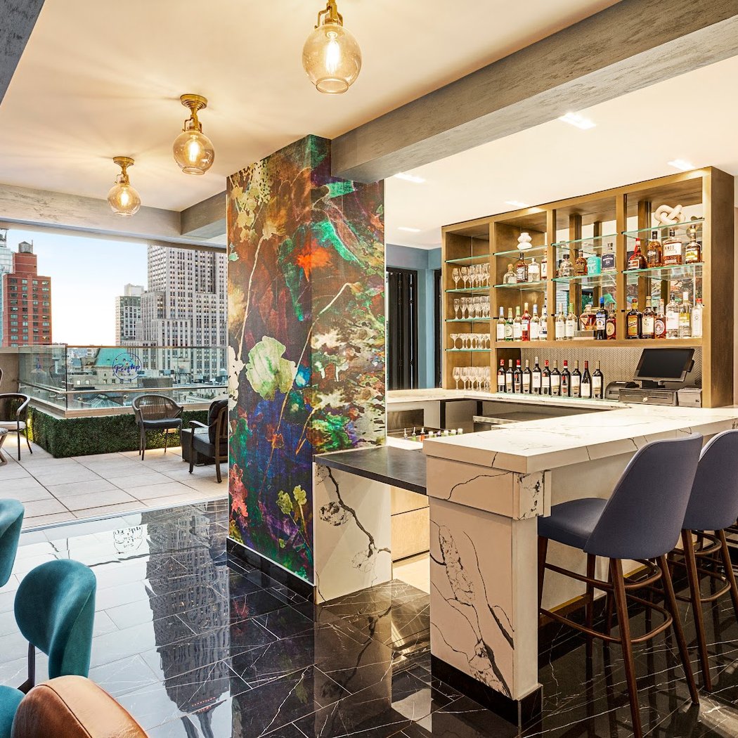 A to Z Rooftop on Fifth 2