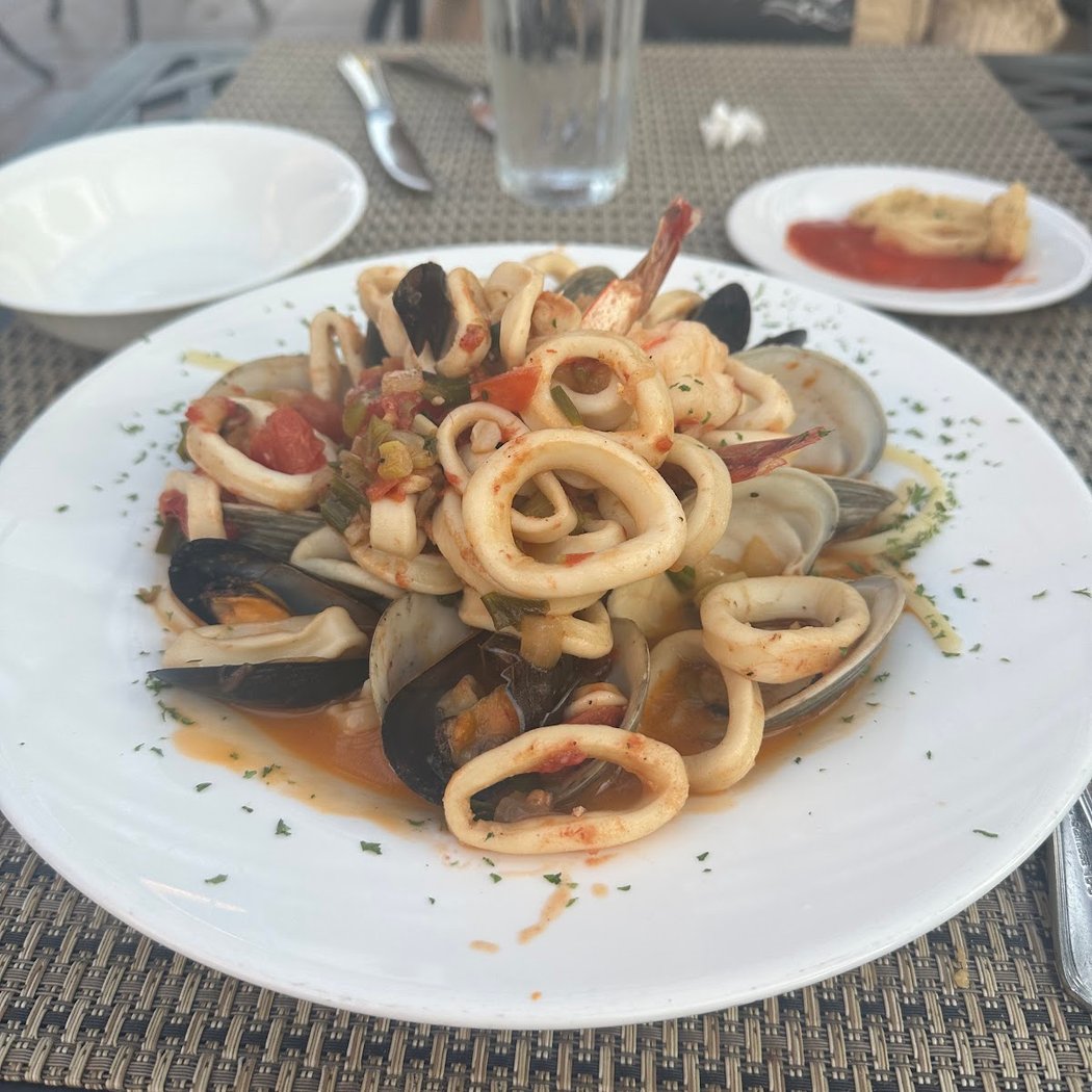 Sanducci's Trattoria 3