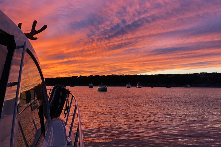 Sunset Yacht Charter Experience on Lake Travis
