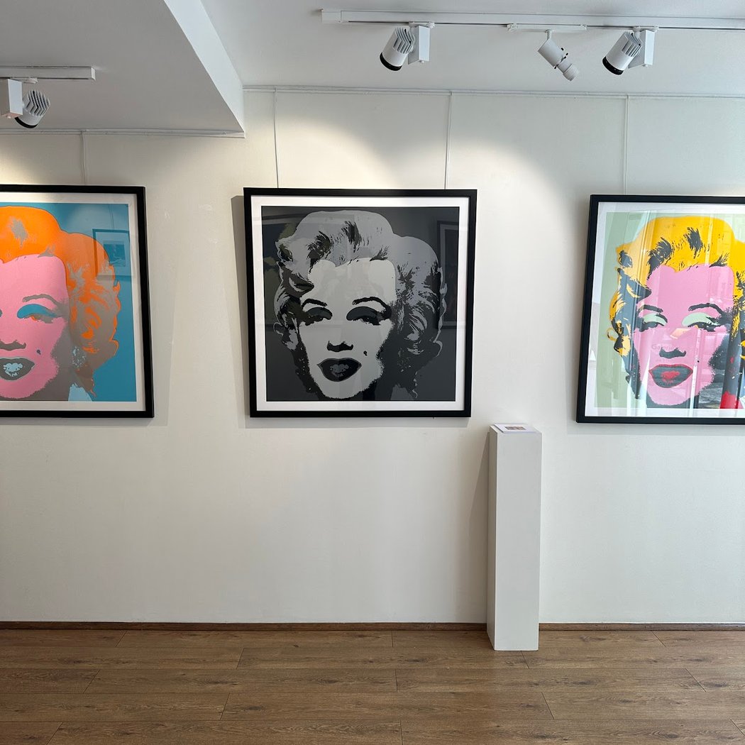 Framing Style: Six Icons of Fashion Photography 1
