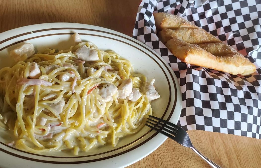 Luigi's Pizza and Pasta 1