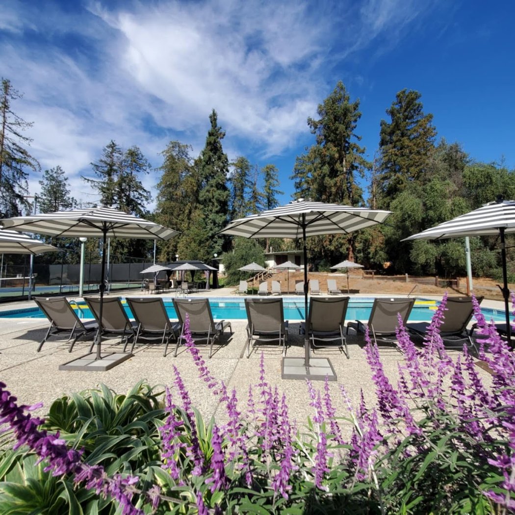 Mission Hills Racquet and Swim Club 3