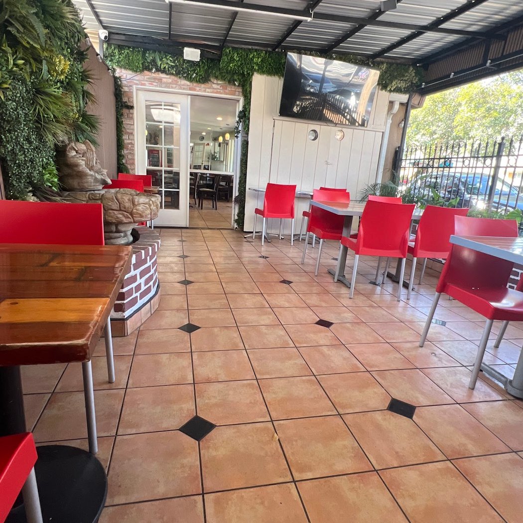 Mazza Pizza n Grill 3