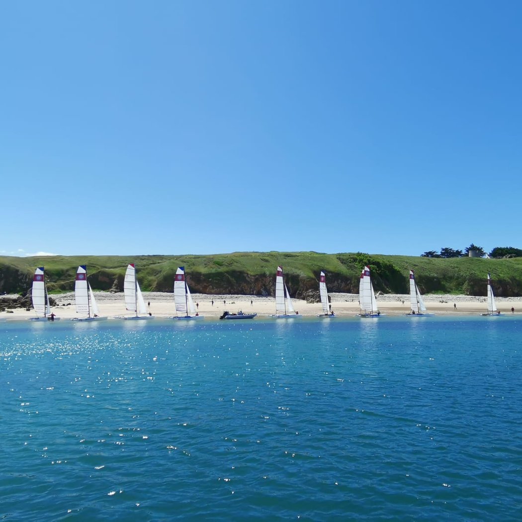 Nautic Sport Carnac Boat Rental École De Wing Foil, Catamaran, Dériveur, Bouée Tractée, Ski Nautique, Wakeboard 5