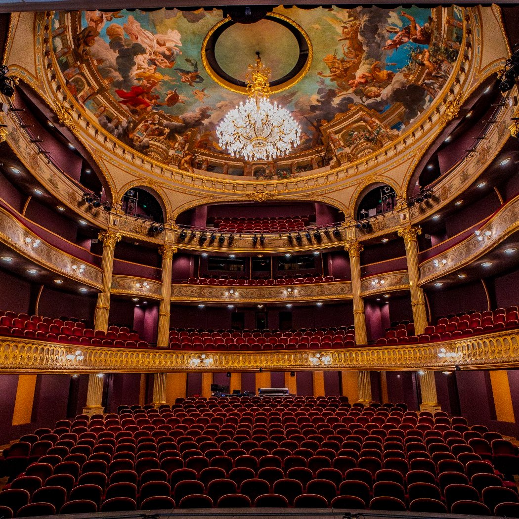 Grand Theater 1