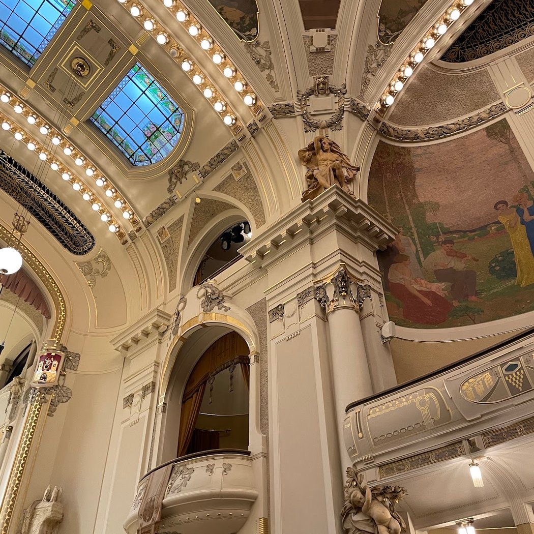 Smetana Hall 2