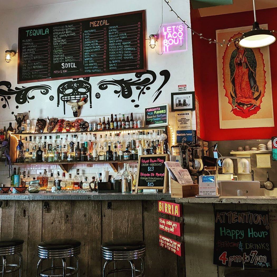 La Lupe Cantina 2