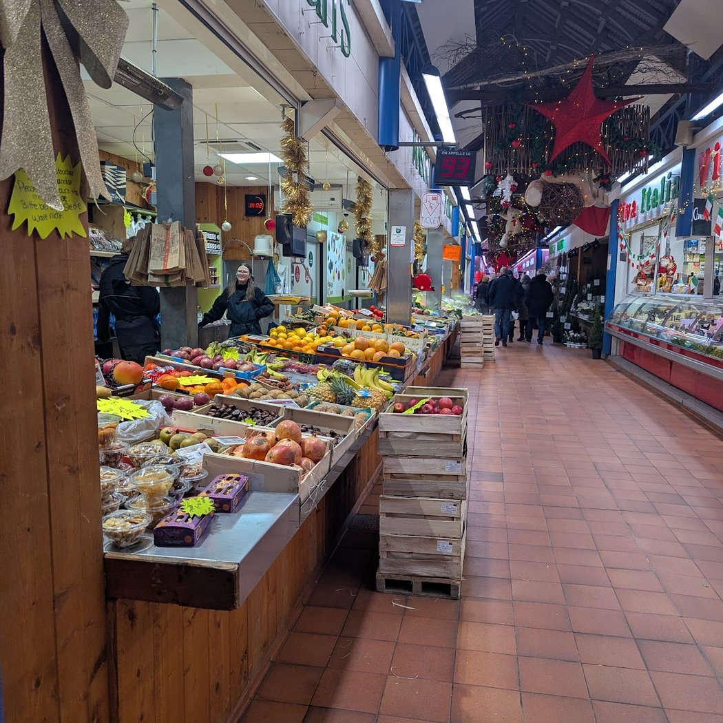 Metz covered market 4